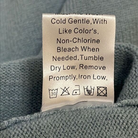 BTFBM Blue Knit Sweater Womens Size Large Ruffles Long Sleeves - Picture 10 of 10